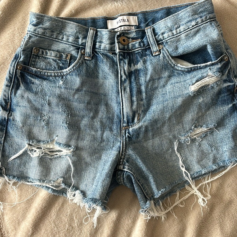 ♥️… Pistola Jean Shorts - Picture 3 of 4